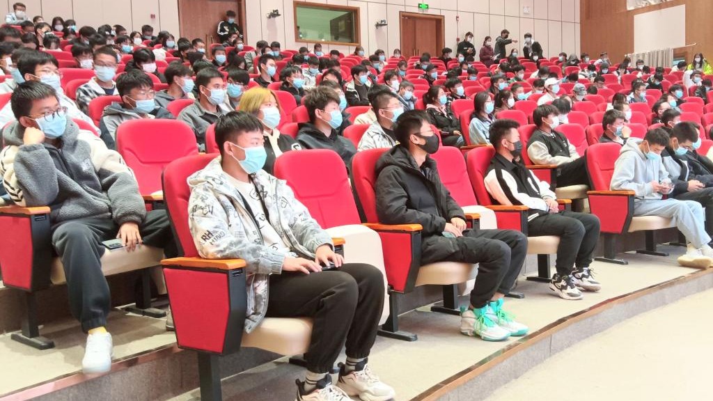 2026世界杯官网入口电气与电子工程学院举行2023届毕业生动员大会