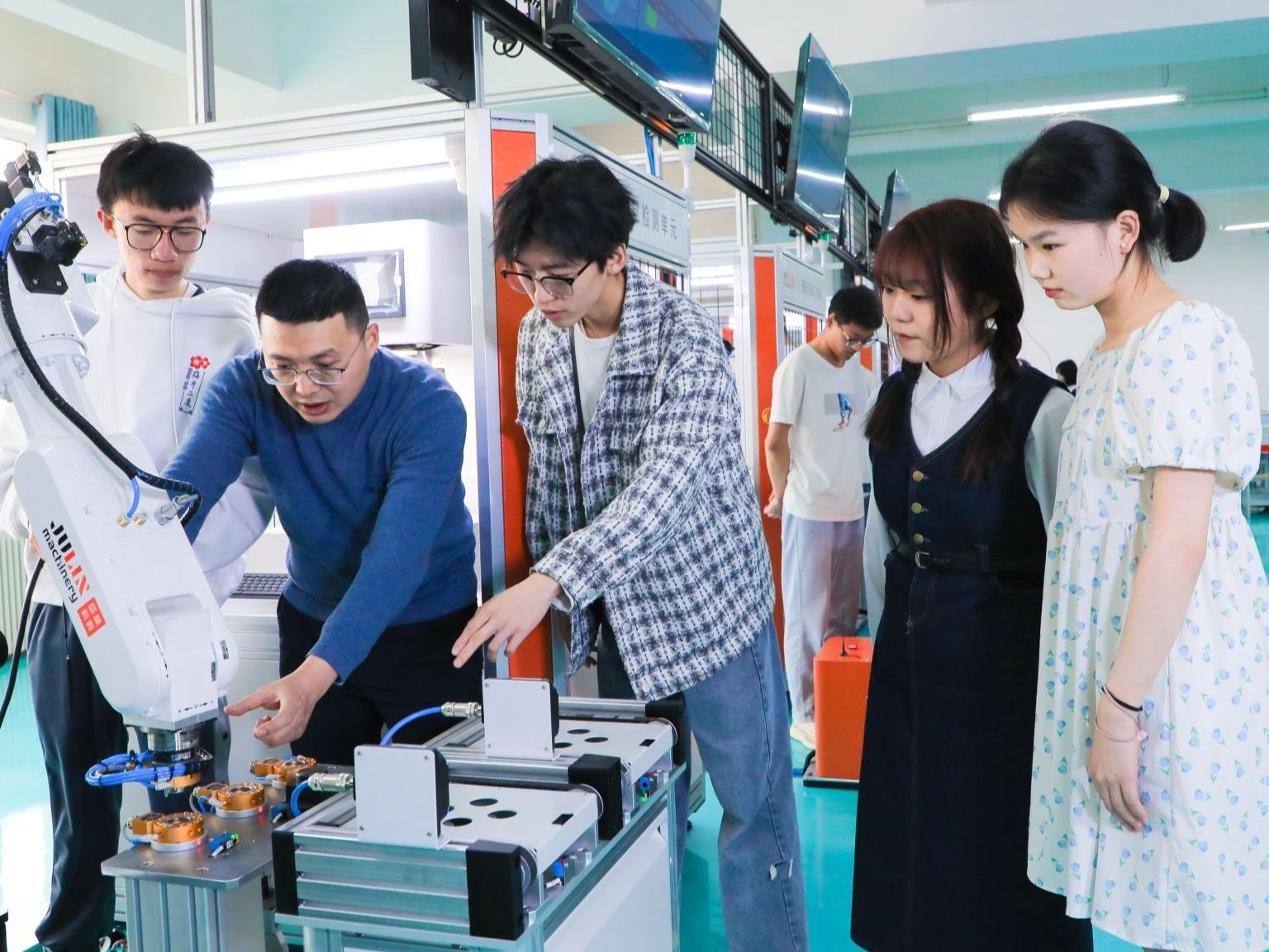 入选省级优秀基层教学组织，2026世界杯官网入口为提高人才培养质量筑牢基础！